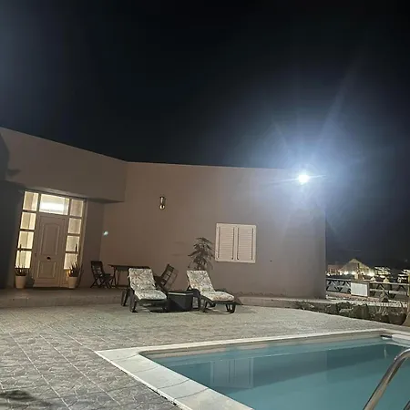 Gairia Villa